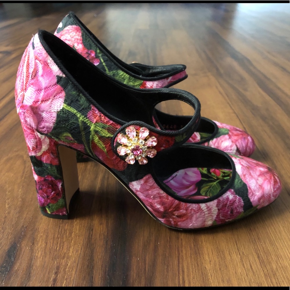 Dolce & Gabbana shoes 👠